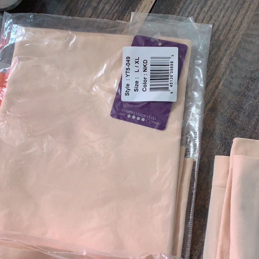 Shapewear assorted - Picture 2 of 4